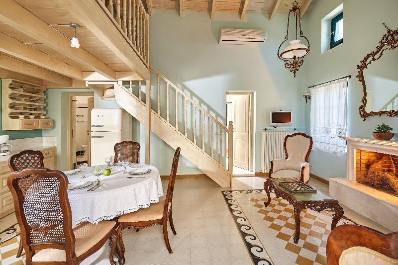 Orelia Cretan Villas & Deluxe Apartments Kamilari Luaran gambar