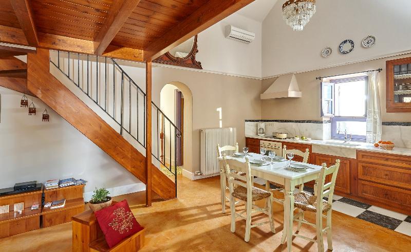 Orelia Cretan Villas & Deluxe Apartments Kamilari Luaran gambar